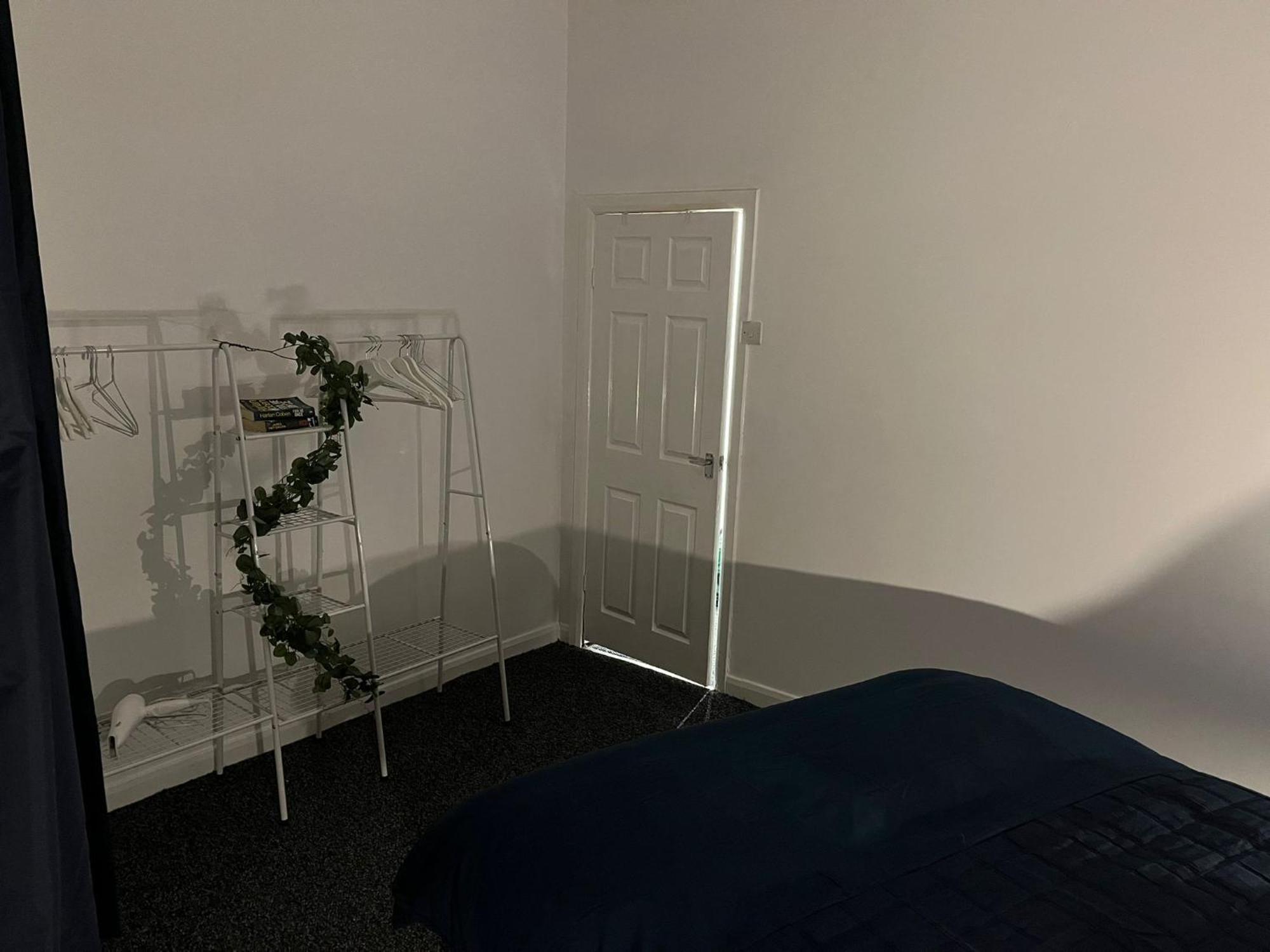 Large Ground Floor Apartment - South Shields - 3 Minutes From South Tyneside Hospital, 8 Minutes From Beach מראה חיצוני תמונה