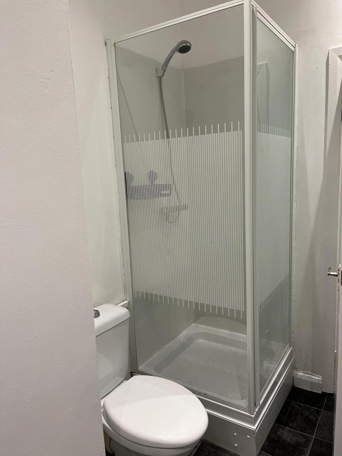 Large Ground Floor Apartment - South Shields - 3 Minutes From South Tyneside Hospital, 8 Minutes From Beach מראה חיצוני תמונה