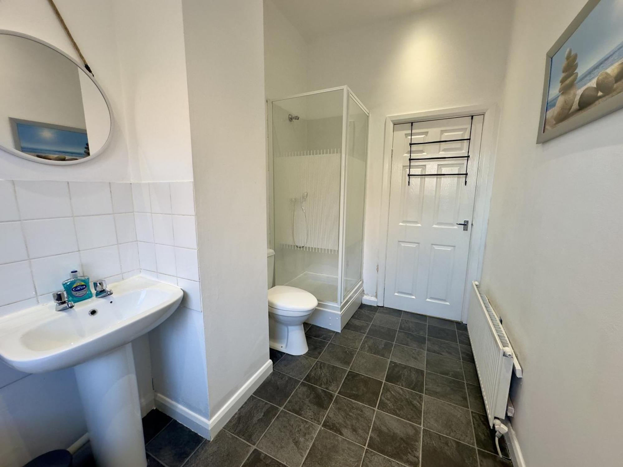 Large Ground Floor Apartment - South Shields - 3 Minutes From South Tyneside Hospital, 8 Minutes From Beach מראה חיצוני תמונה